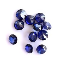 Lot of dark blue sapphires